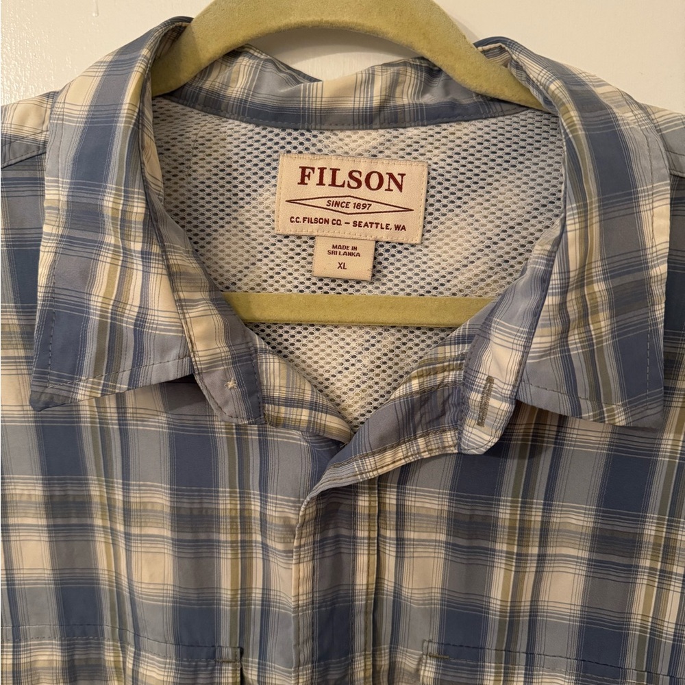 Filson Men’s Blue Plaid Short-Sleeve Shirt